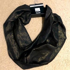 NWT George Black & Gold Infinity Scarf